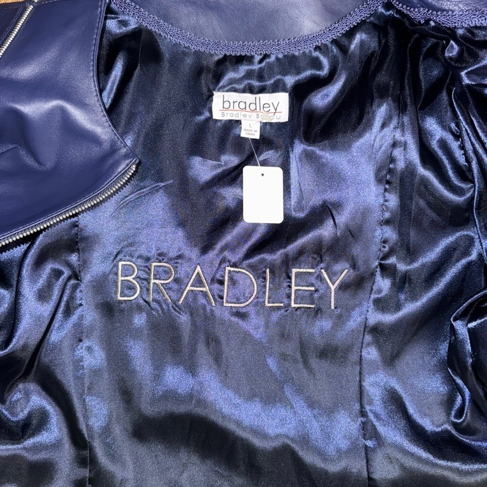 Elegant Women's Indigo Leather Jacket - Picture 2 of 12